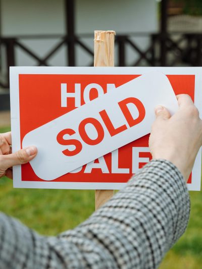 Real Estate Agent